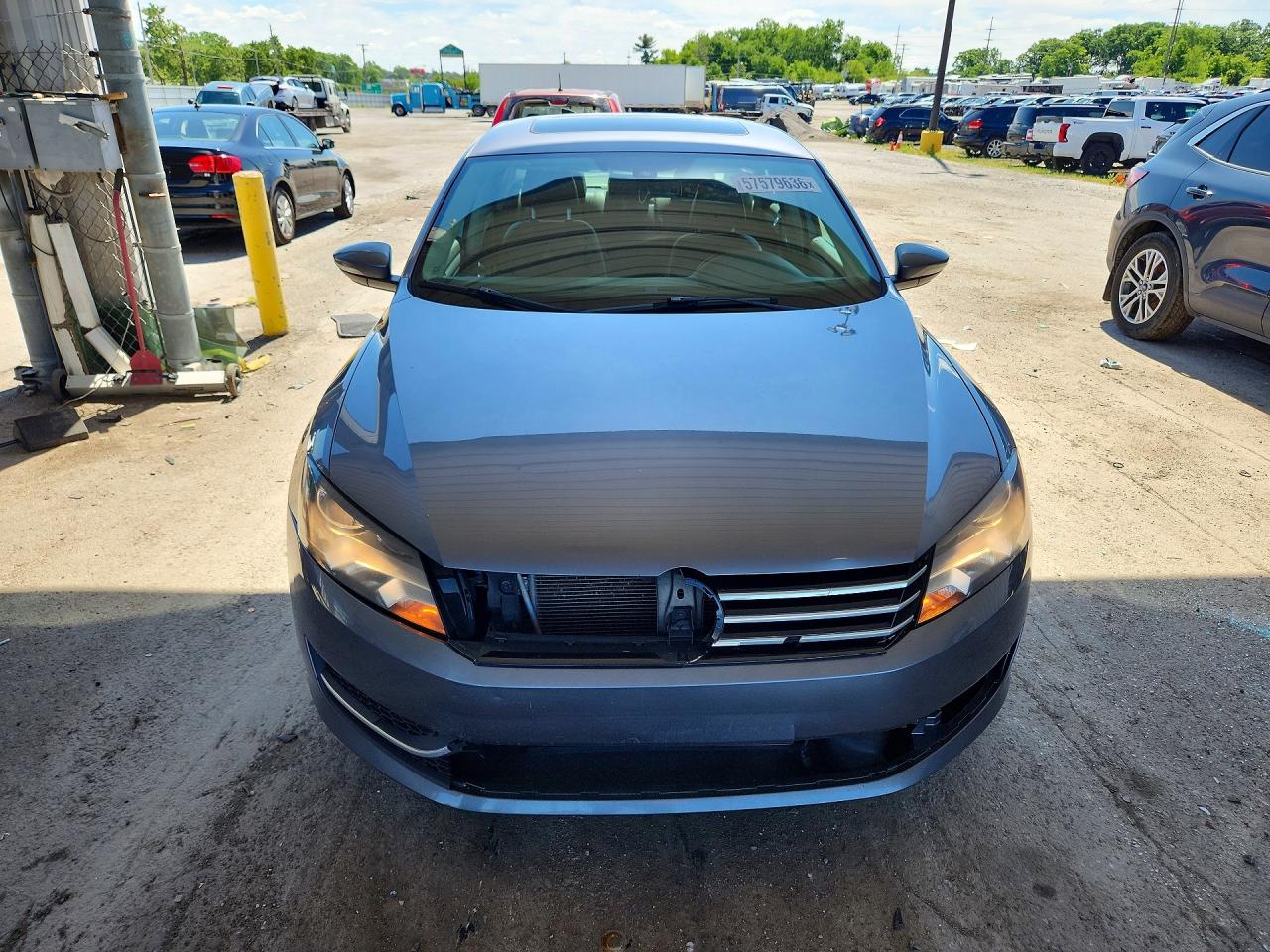 2012 VOLKSWAGEN PASSAT