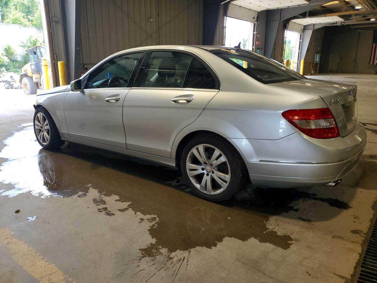 2011 MERCEDES-BENZ C-CLASS