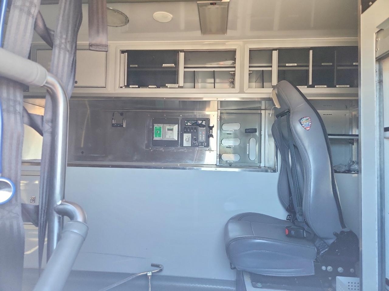 2017 FORD F550