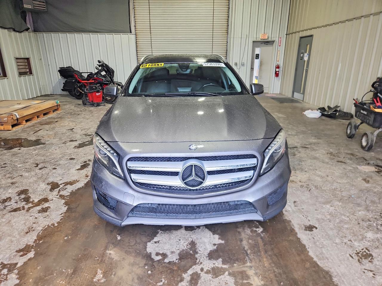 2015 MERCEDES-BENZ GLA-CLASS