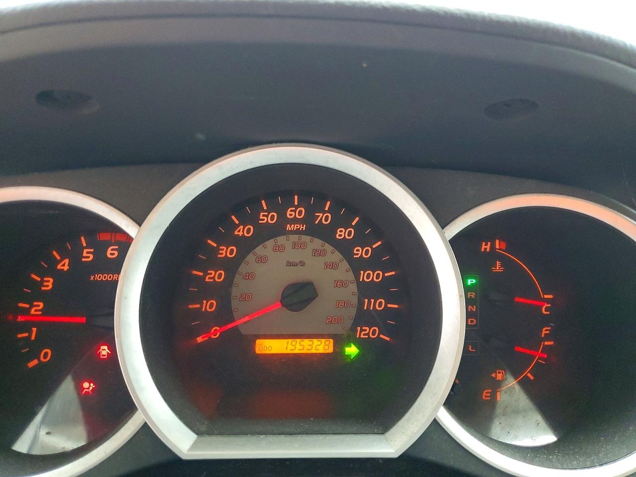 2005 TOYOTA TACOMA