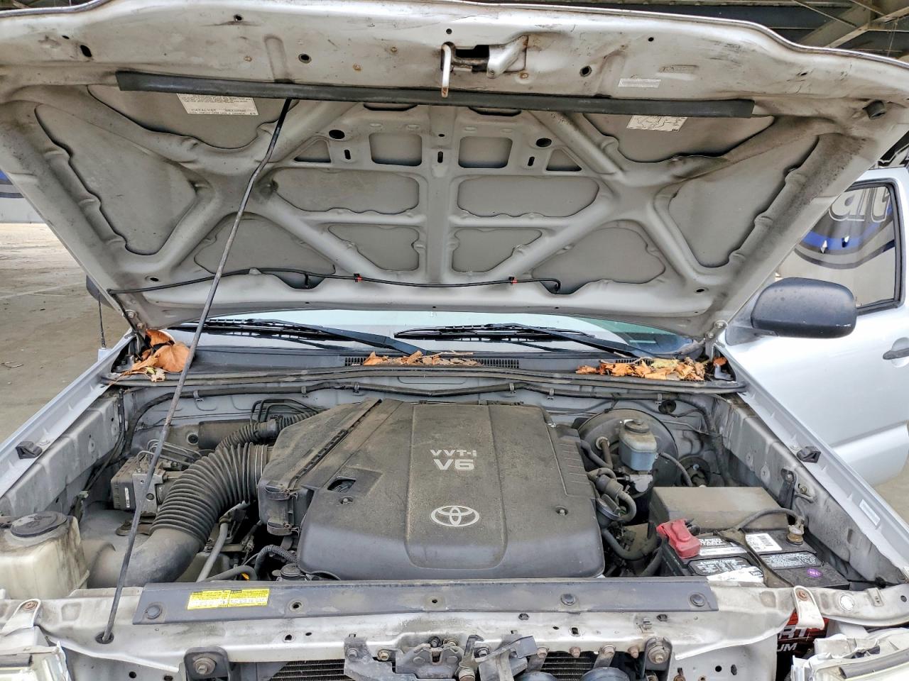 2005 TOYOTA TACOMA