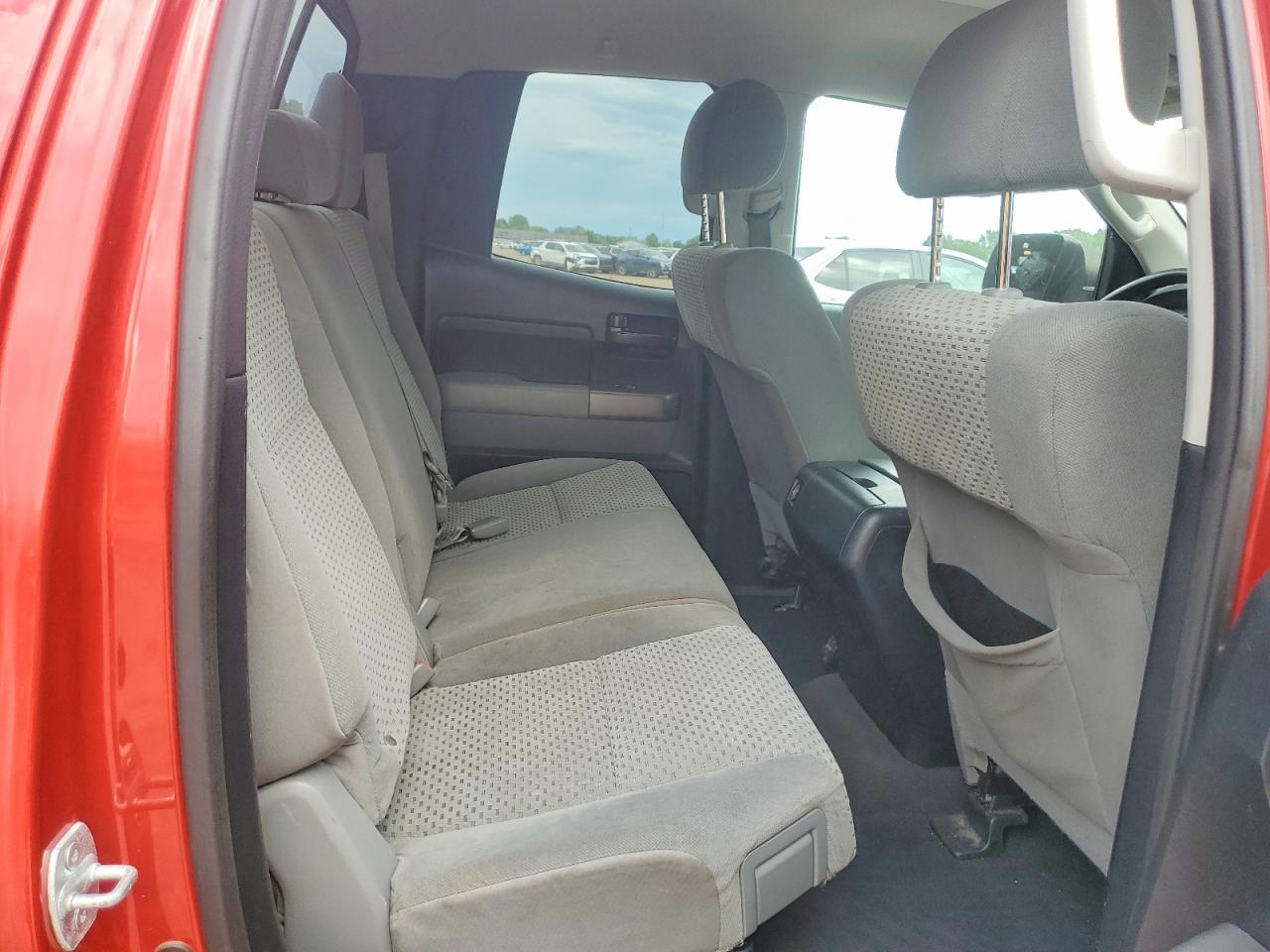 2012 TOYOTA TUNDRA