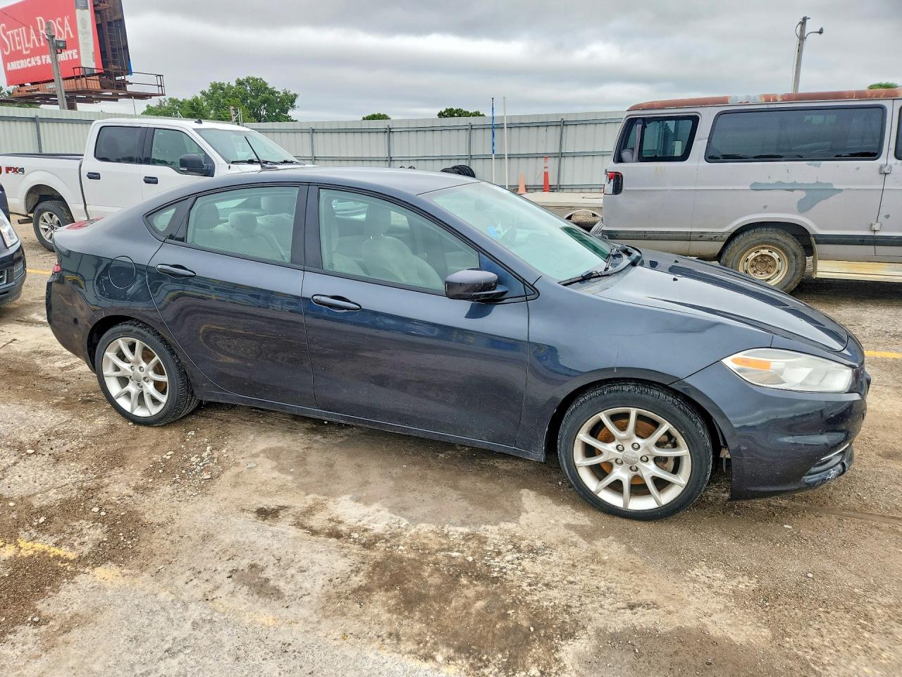 2013 DODGE DART