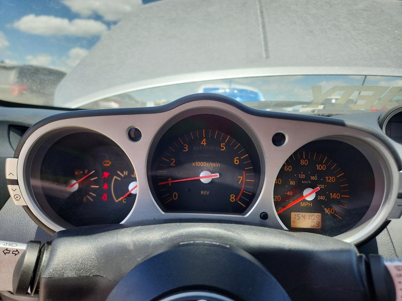 2004 NISSAN 350Z