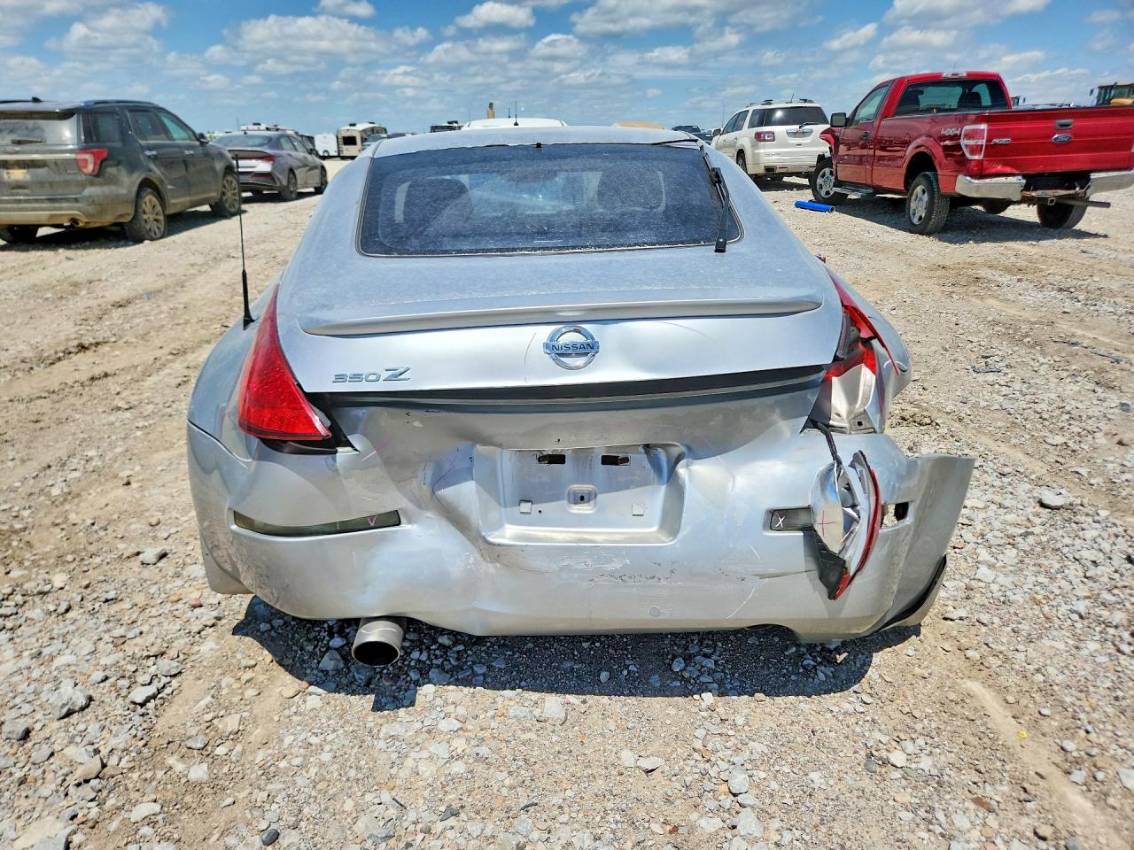 2004 NISSAN 350Z