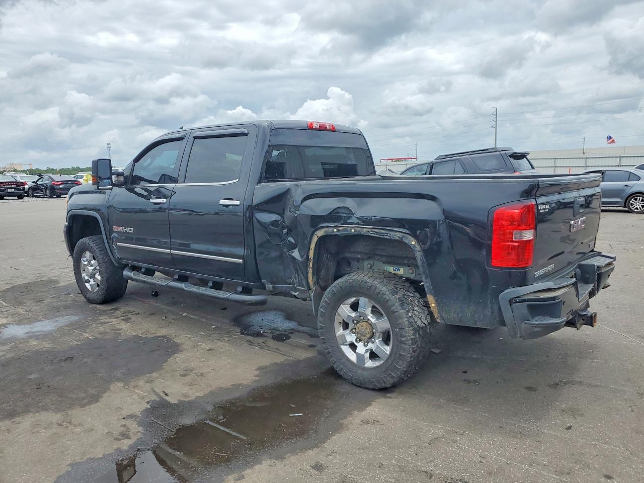 2016 GMC SIERRA