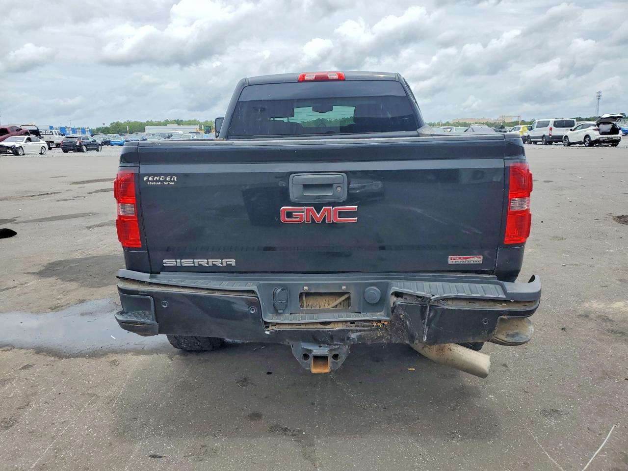 2016 GMC SIERRA