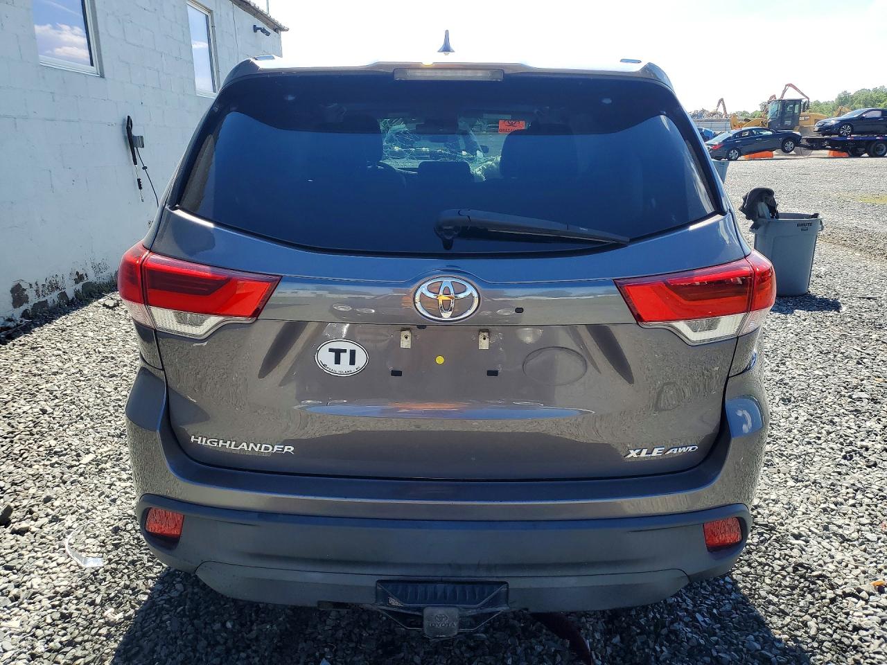 2019 TOYOTA HIGHLANDER