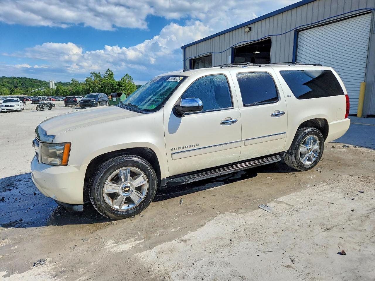 2010 CHEVROLET SUBURBAN