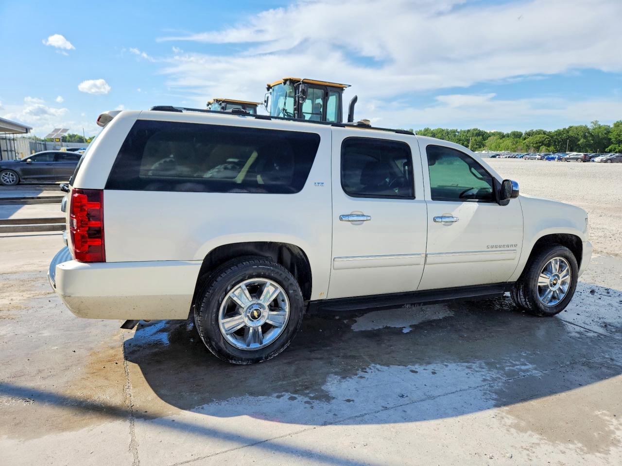 2010 CHEVROLET SUBURBAN