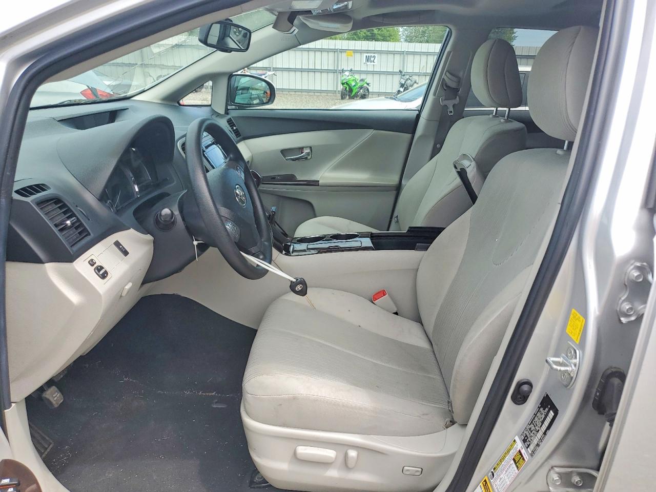 2010 TOYOTA VENZA