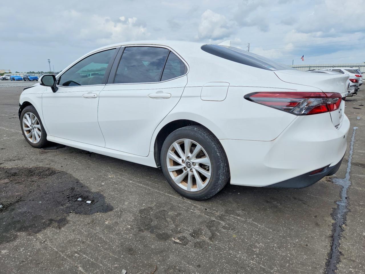 2023 TOYOTA CAMRY