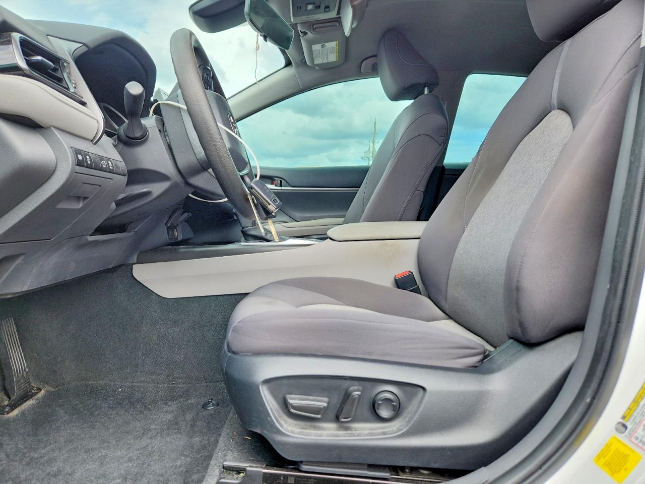 2023 TOYOTA CAMRY