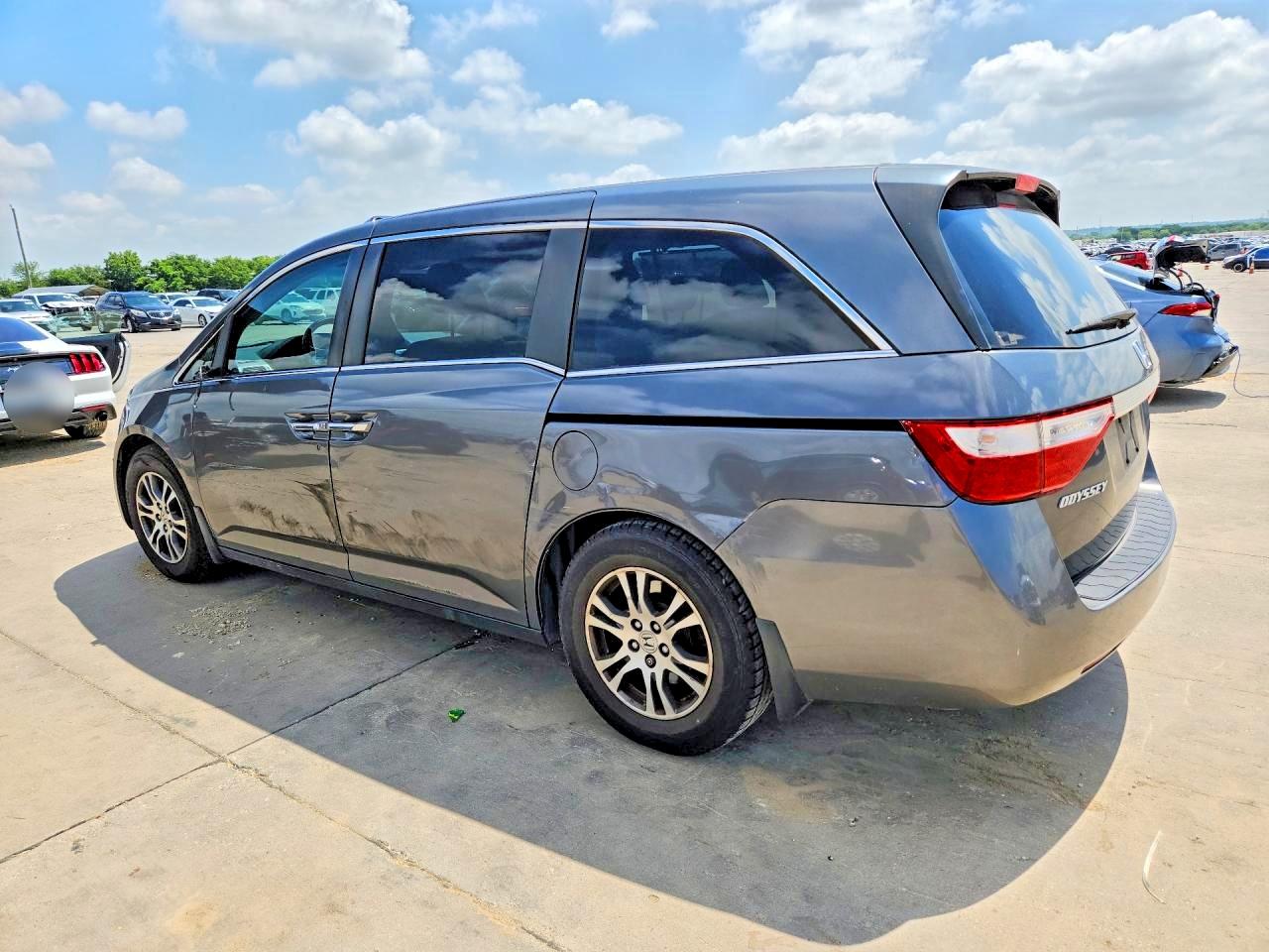 2011 HONDA ODYSSEY
