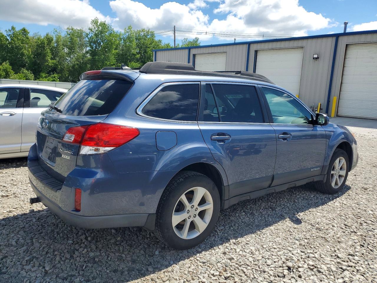 2014 SUBARU OUTBACK