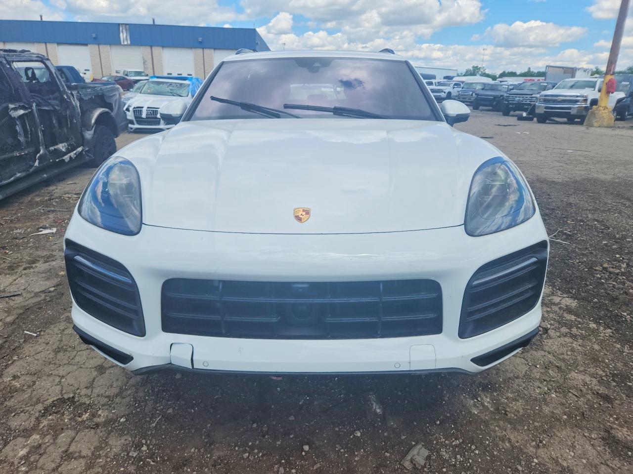 2023 PORSCHE CAYENNE