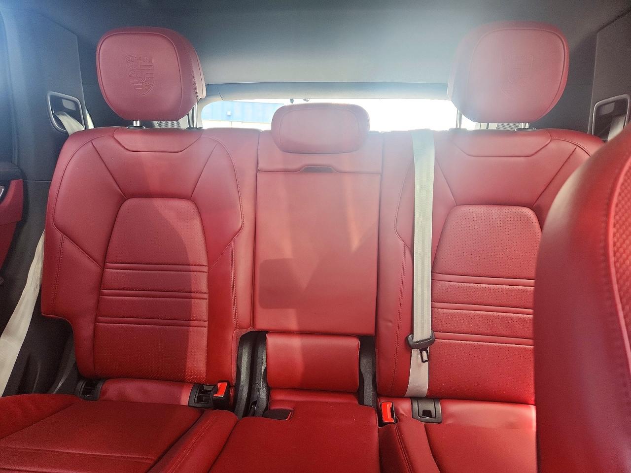 2023 PORSCHE CAYENNE