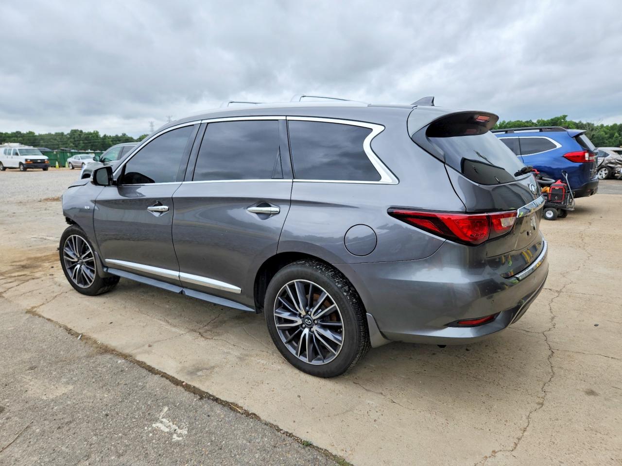 2017 INFINITI QX60