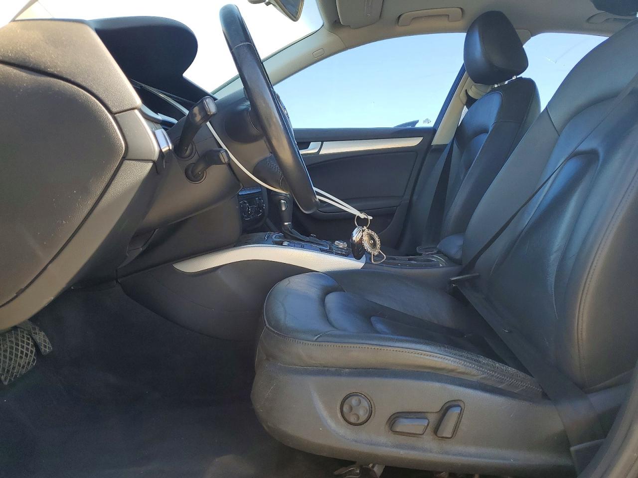 2010 AUDI A4