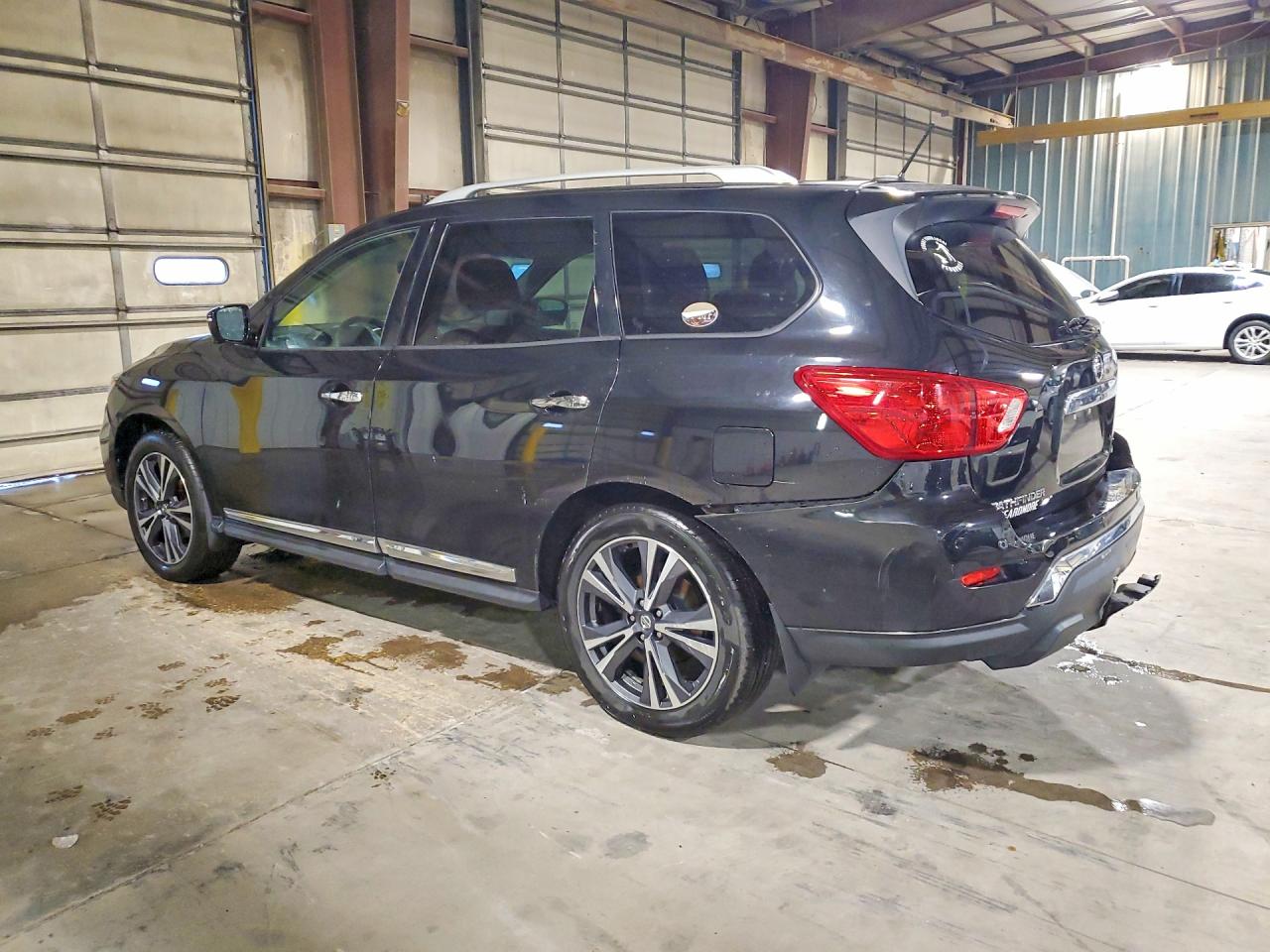 2017 NISSAN PATHFINDER