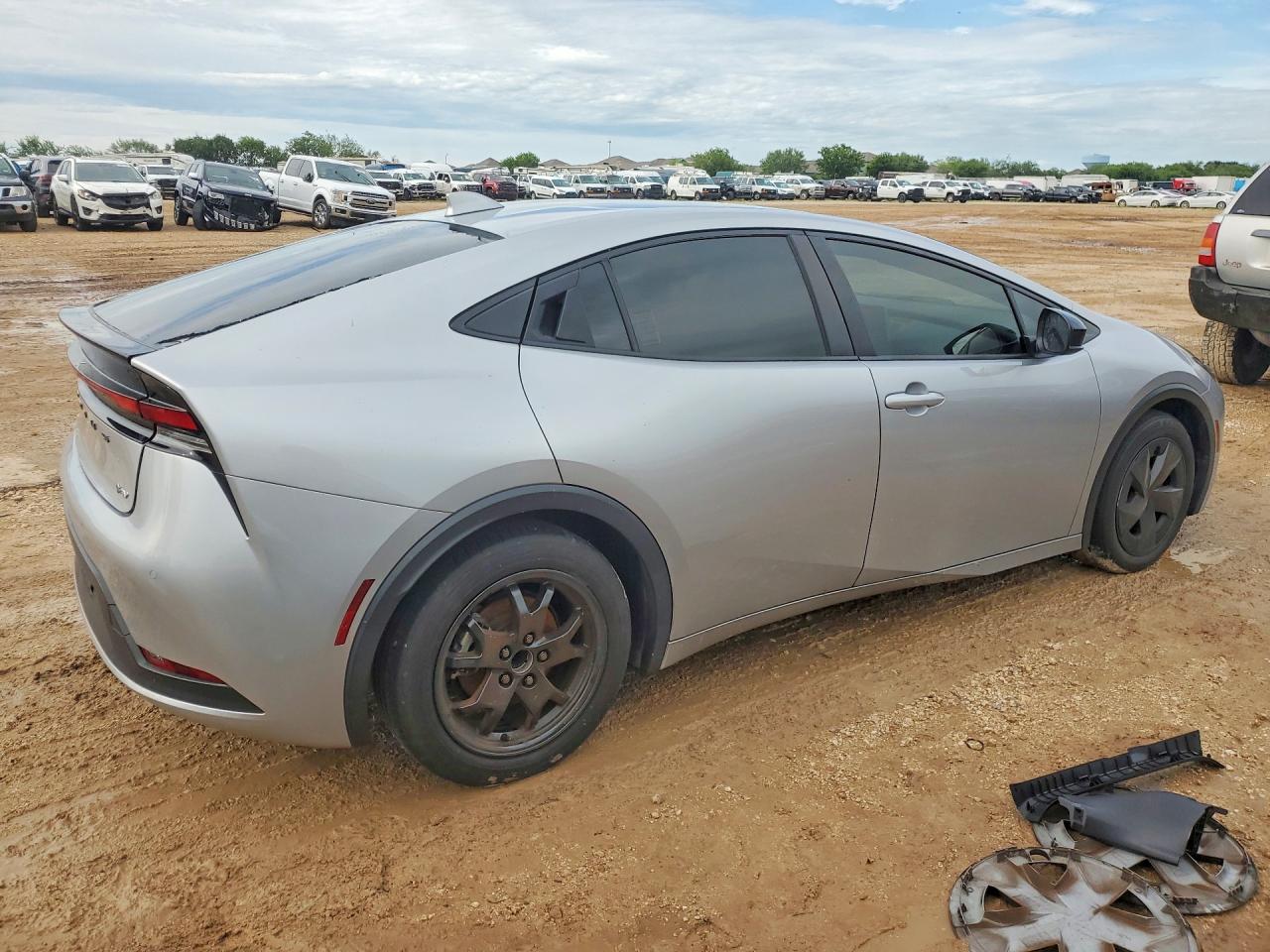 2023 TOYOTA PRIUS