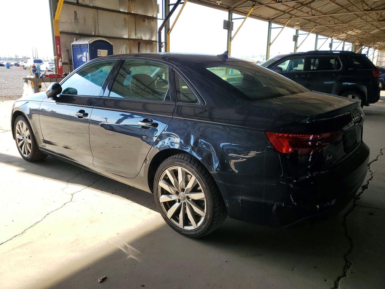 2017 AUDI A4