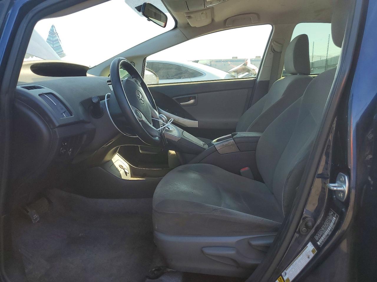 2015 TOYOTA PRIUS
