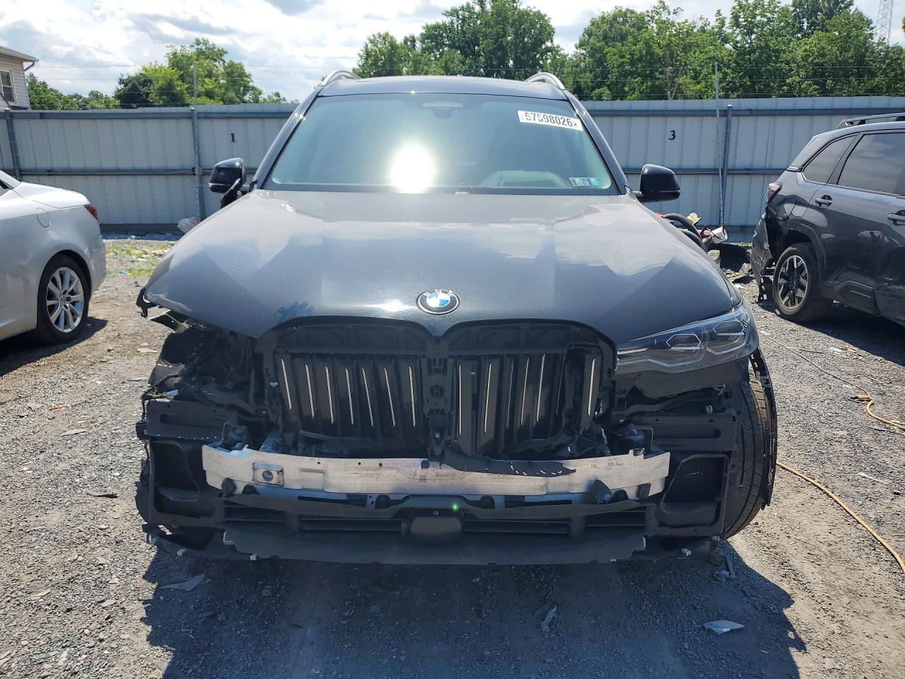 2019 BMW X7