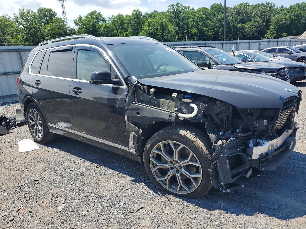 2019 BMW X7