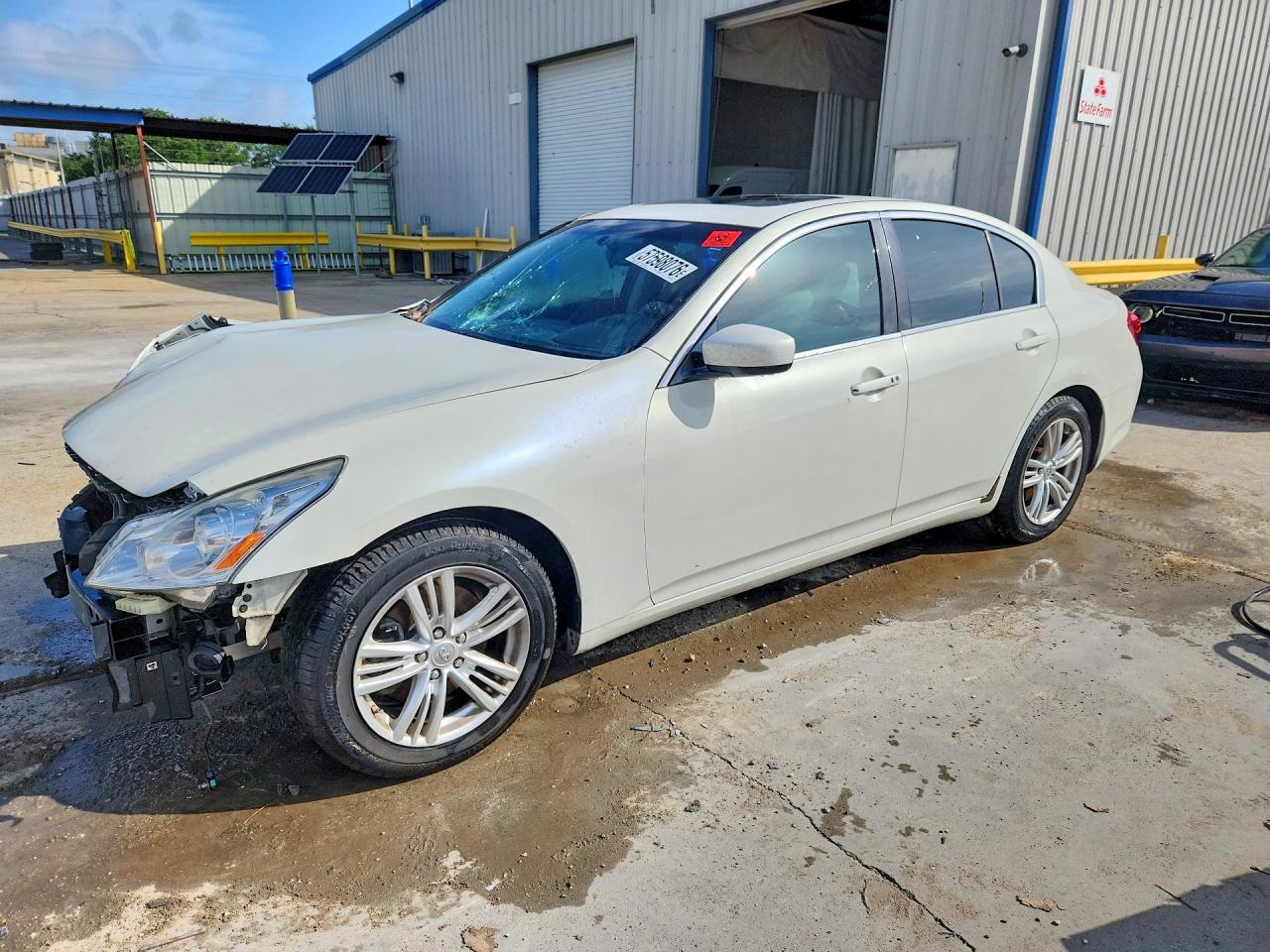 2011 INFINITI G37