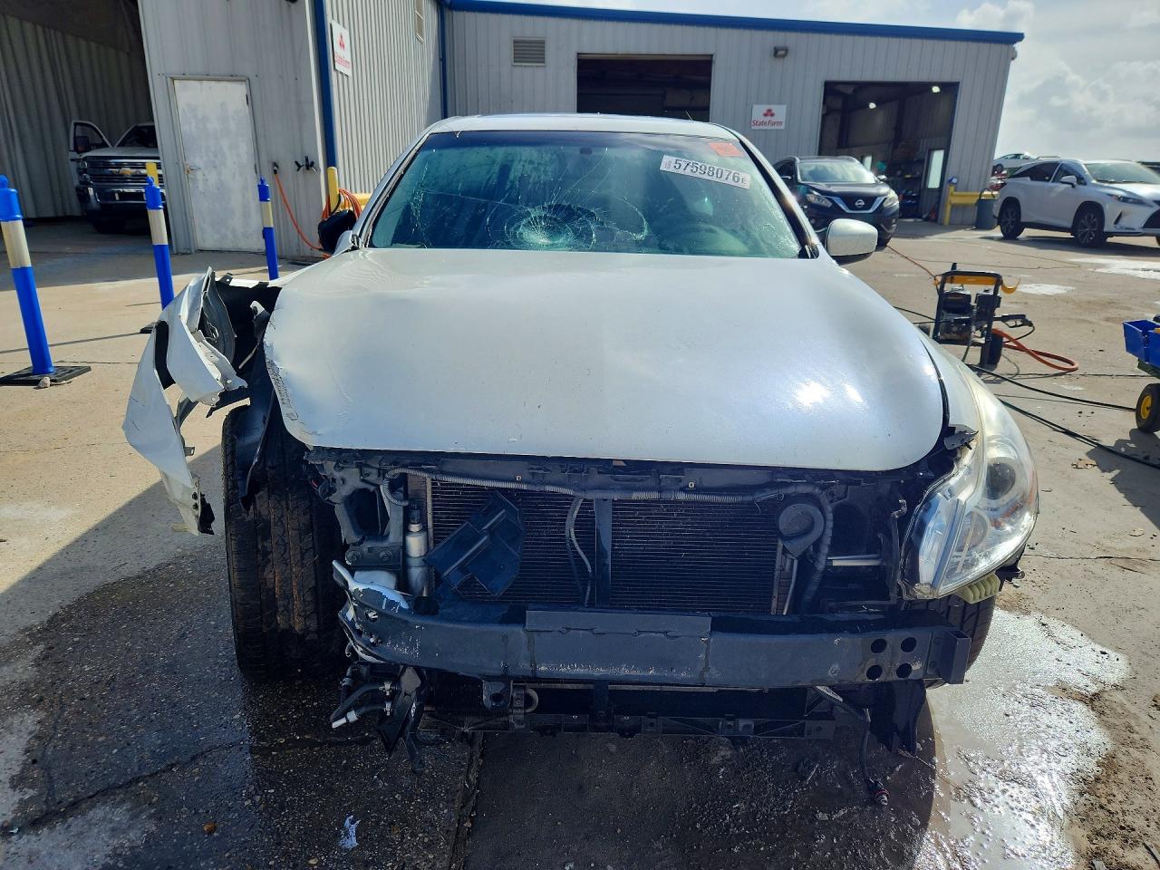 2011 INFINITI G37