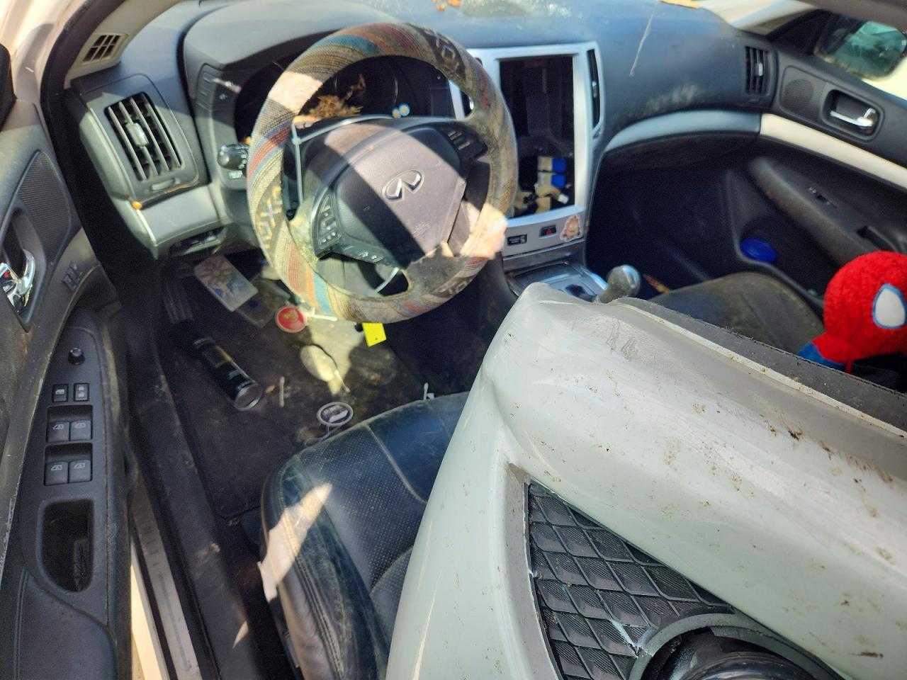 2011 INFINITI G37