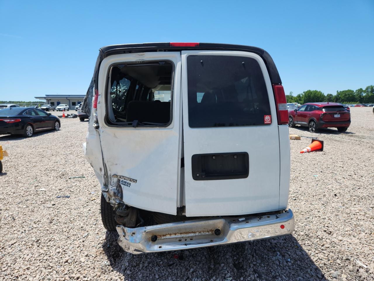 2020 CHEVROLET EXPRESS