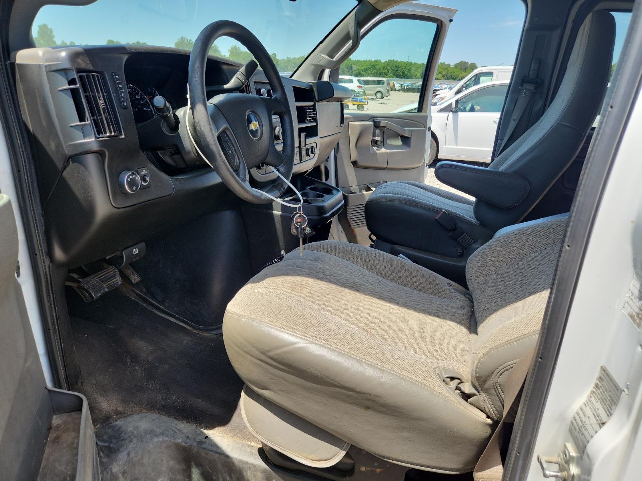 2020 CHEVROLET EXPRESS