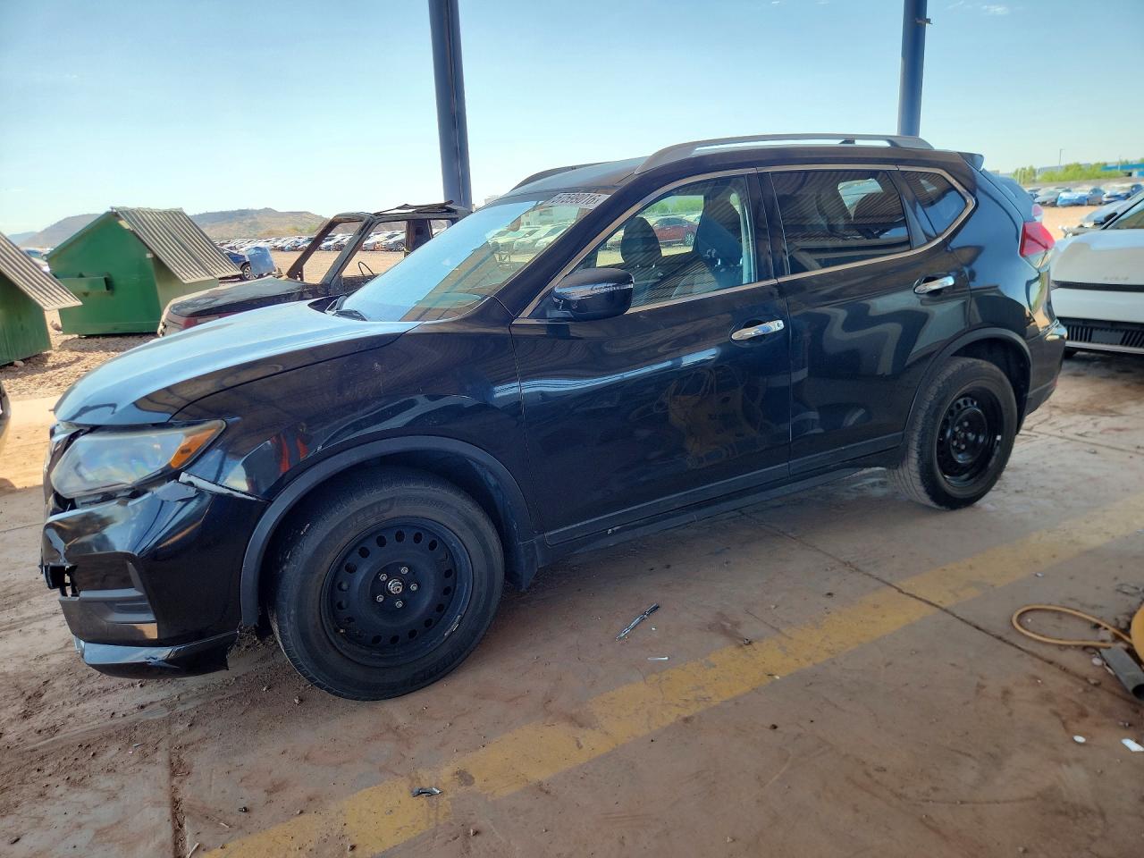 2017 NISSAN ROGUE