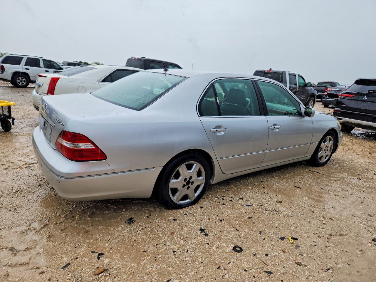 2004 LEXUS LS430