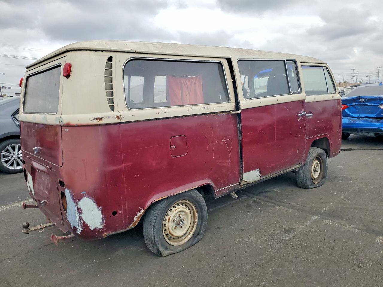 1971 VOLKSWAGEN TRANSPORTE