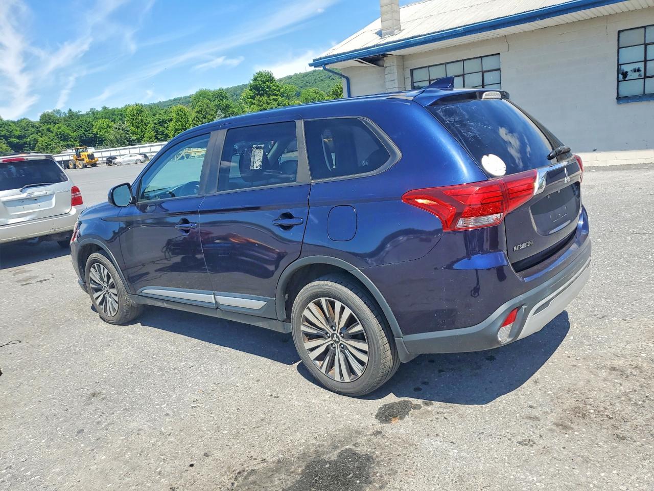 2019 MITSUBISHI OUTLANDER