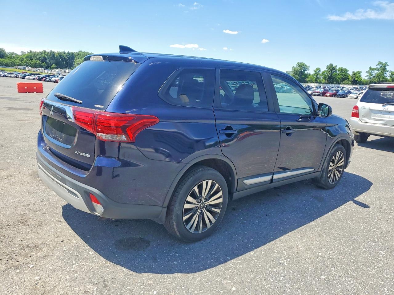 2019 MITSUBISHI OUTLANDER