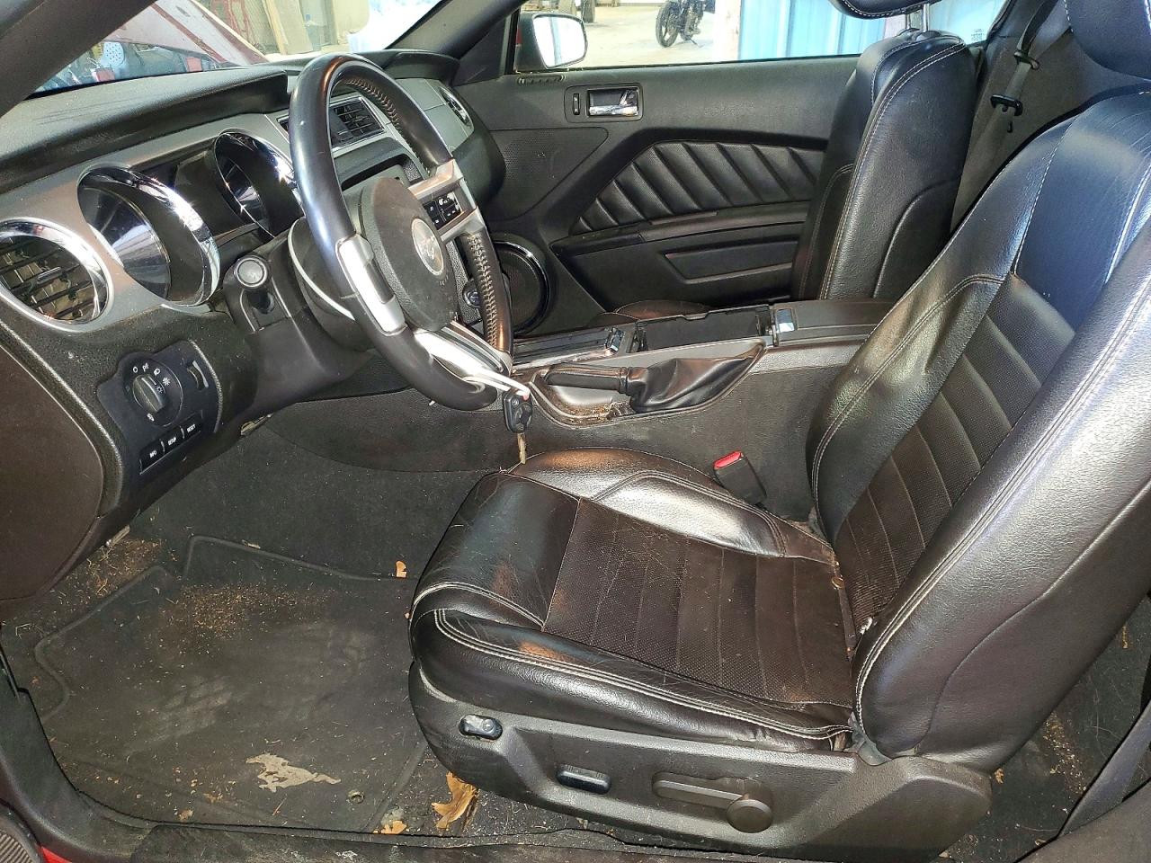 2010 FORD MUSTANG