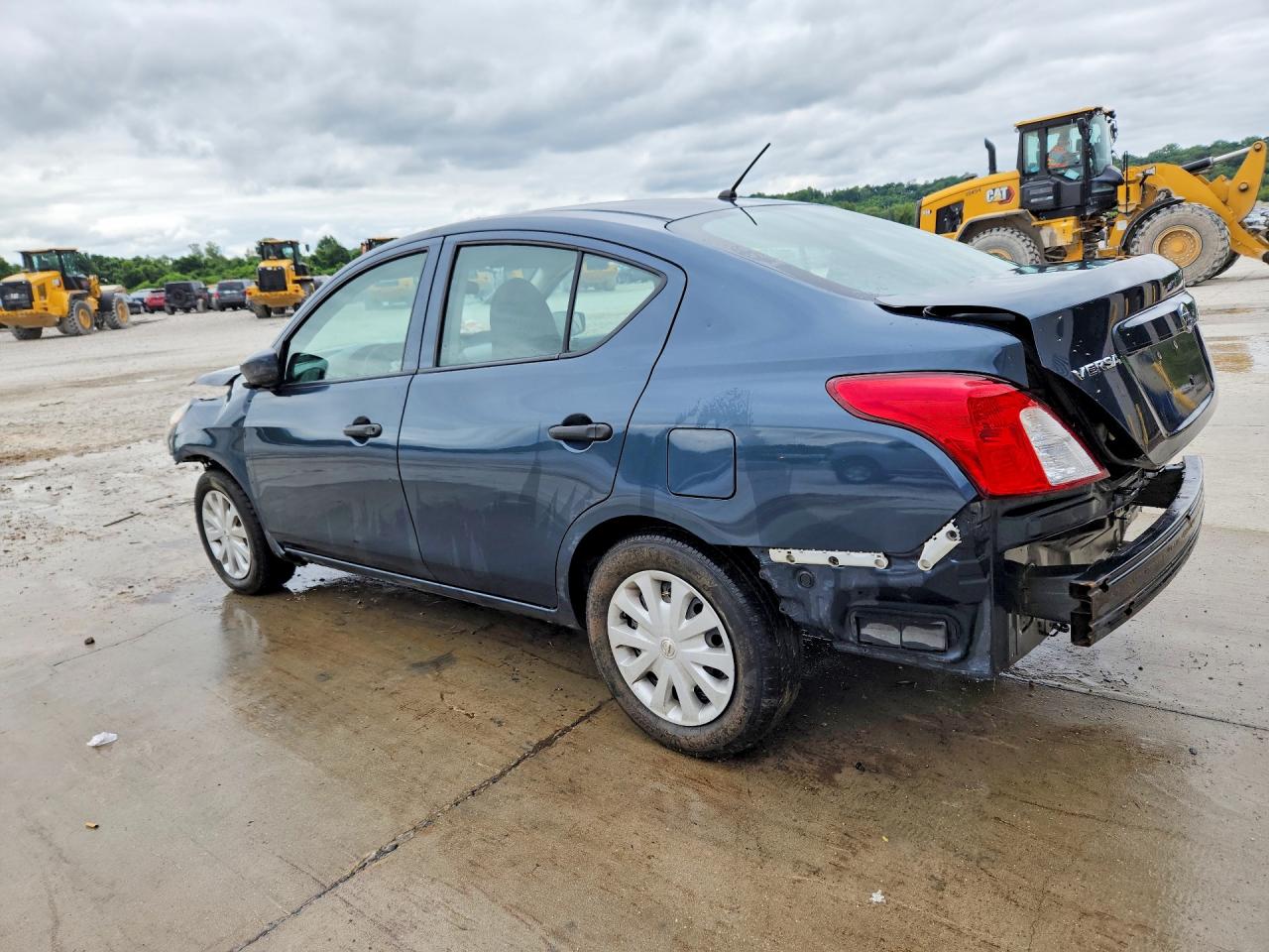 2016 NISSAN VERSA