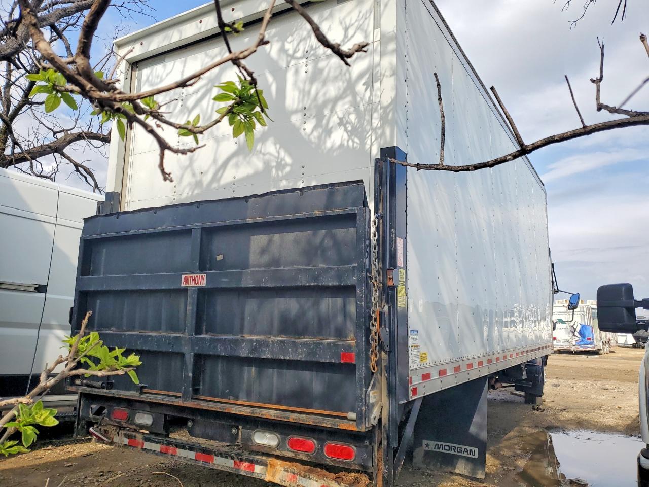 2023 ISUZU NPR