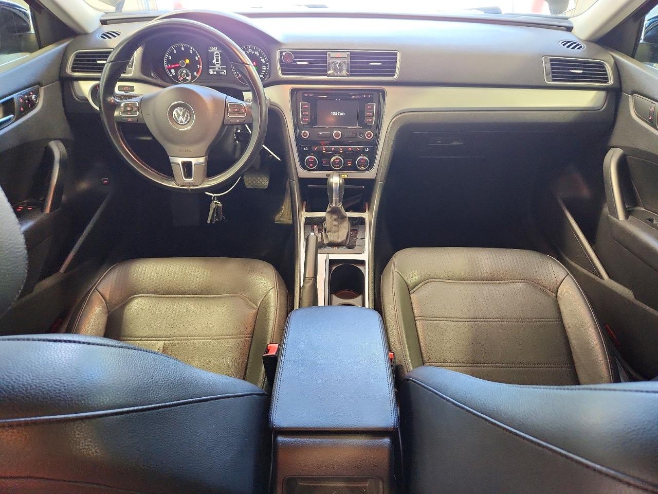 2012 VOLKSWAGEN PASSAT