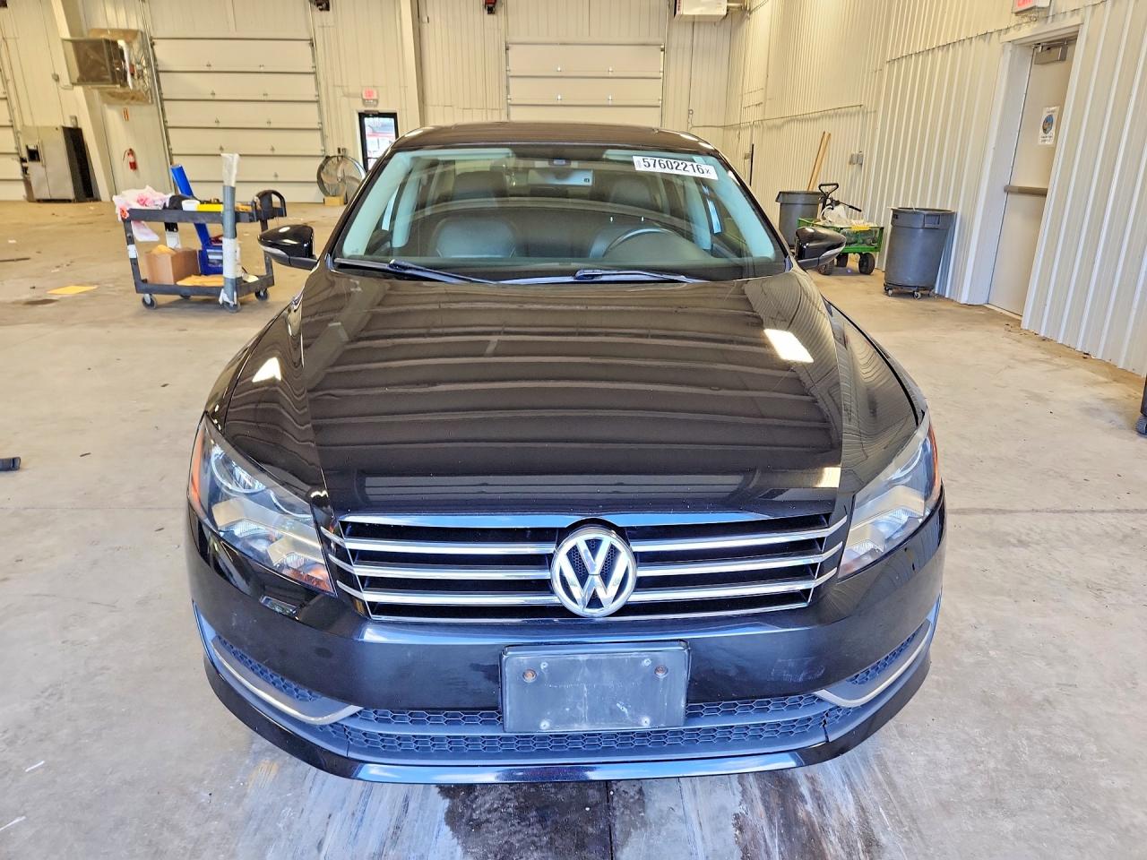 2012 VOLKSWAGEN PASSAT