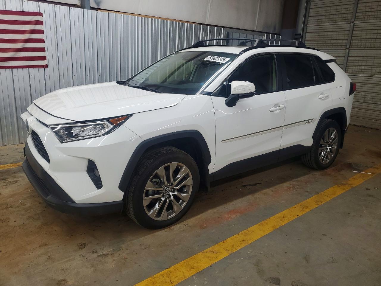 2019 TOYOTA RAV4
