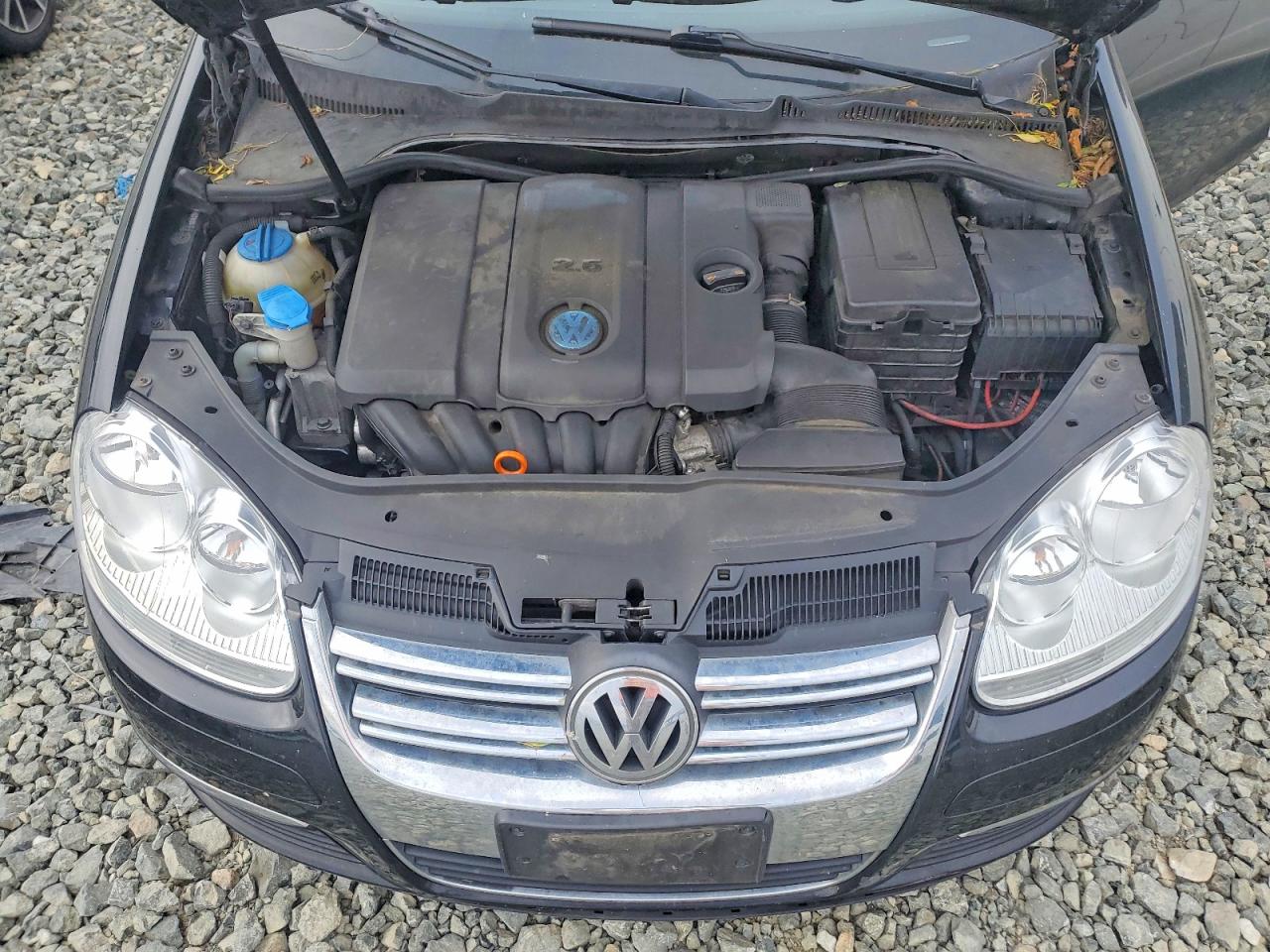 2010 VOLKSWAGEN JETTA