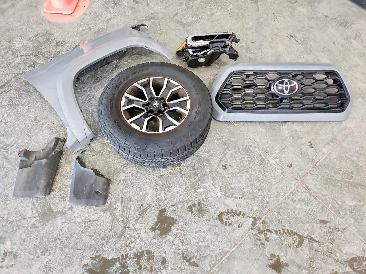 2020 TOYOTA TACOMA