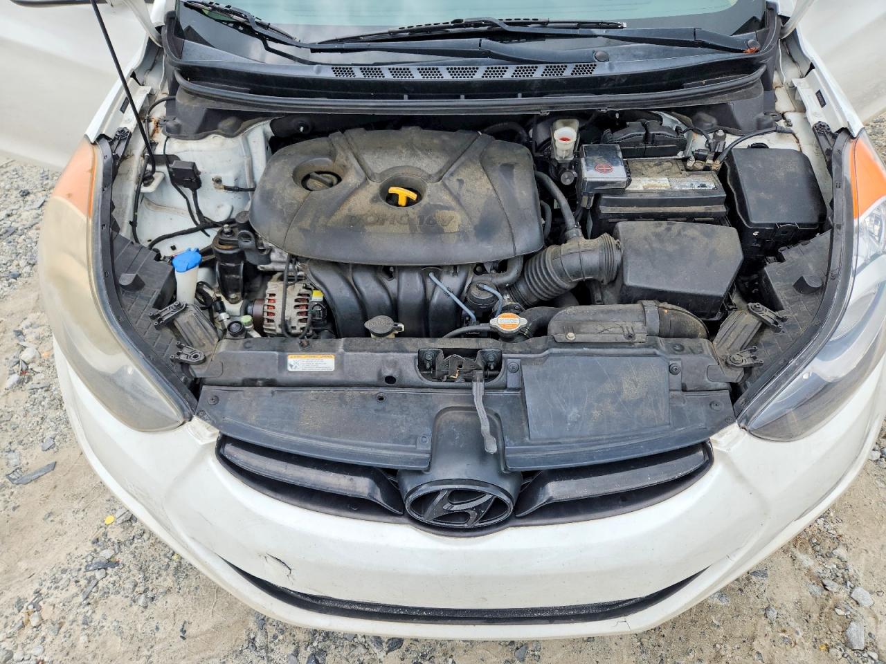 2012 HYUNDAI ELANTRA