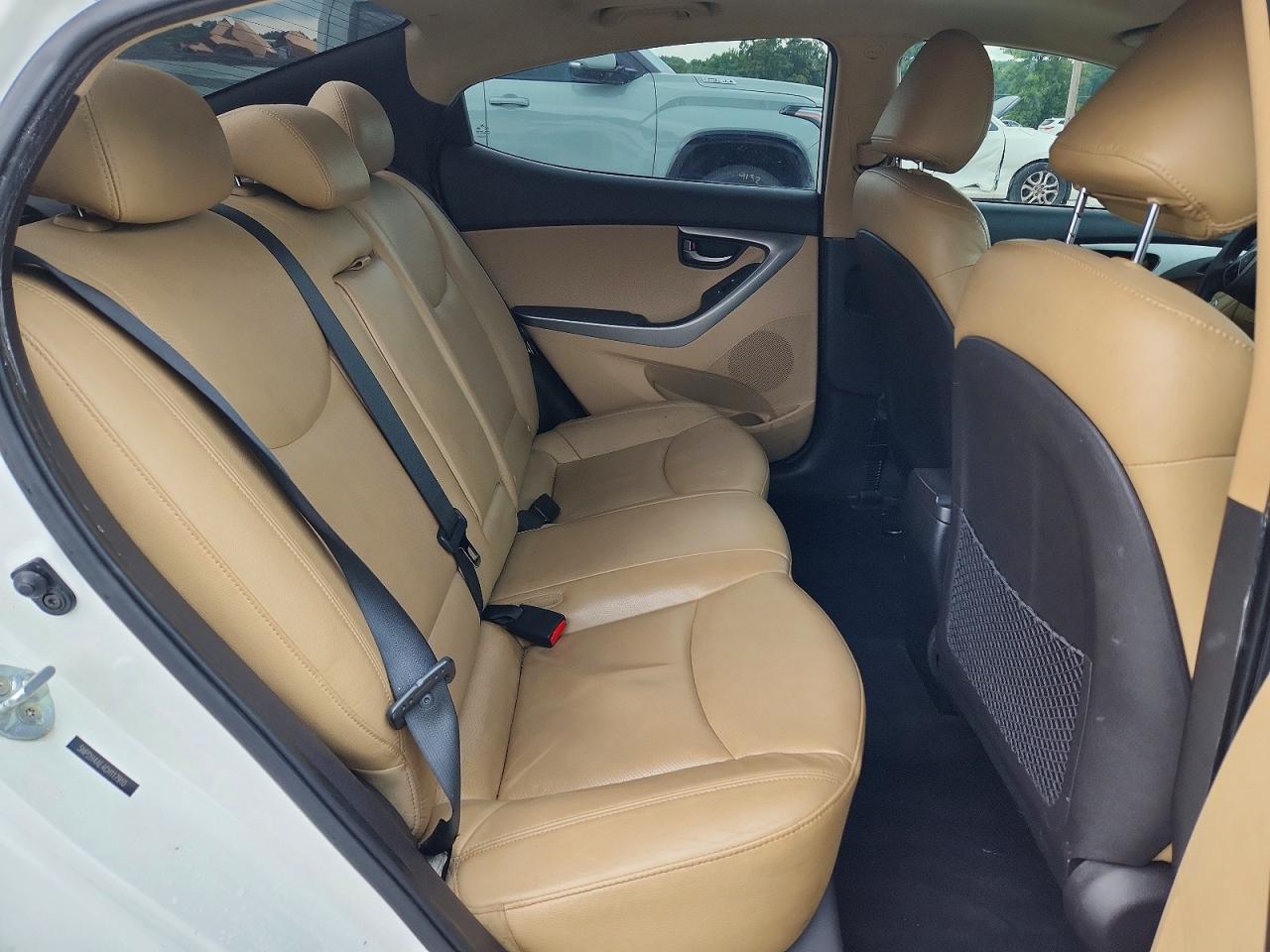 2012 HYUNDAI ELANTRA